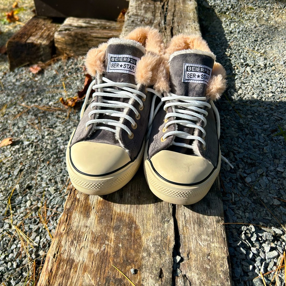 Beierpai shoes size 8-9